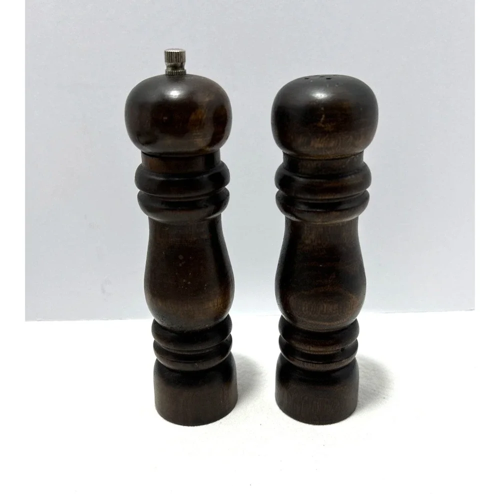 Vintage Wood Salt & Pepper Shakers Set of 2 Dark Brown Made in Taiwan 6